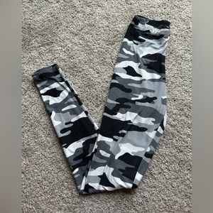 Black and white Camo leggings